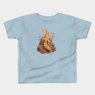 Leopard Gecko on the rock Kids T-Shirt